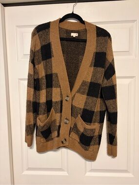 SO Buffalo Plaid Button Front Cardigan Sweater Women’s Size Small Brown & Black